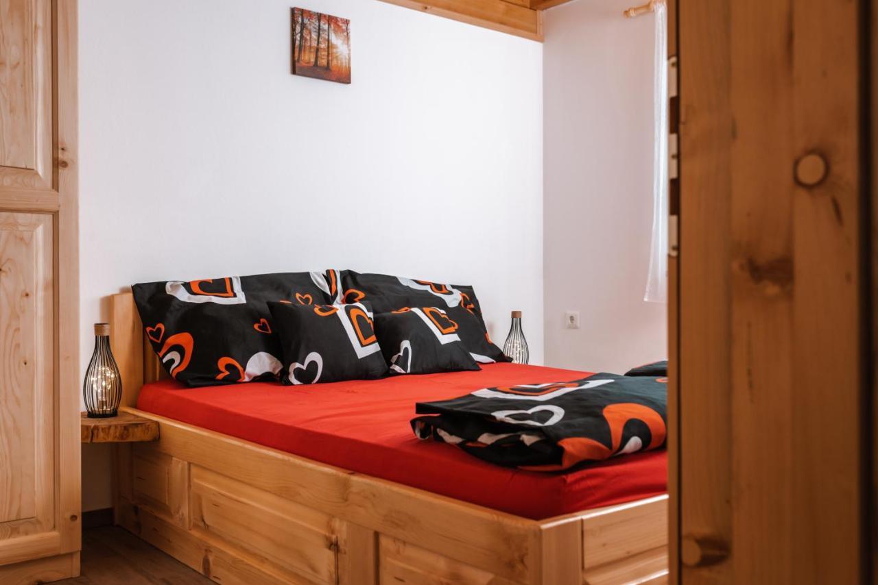 Apartmaji Gracner Dramlje Екстер'єр фото